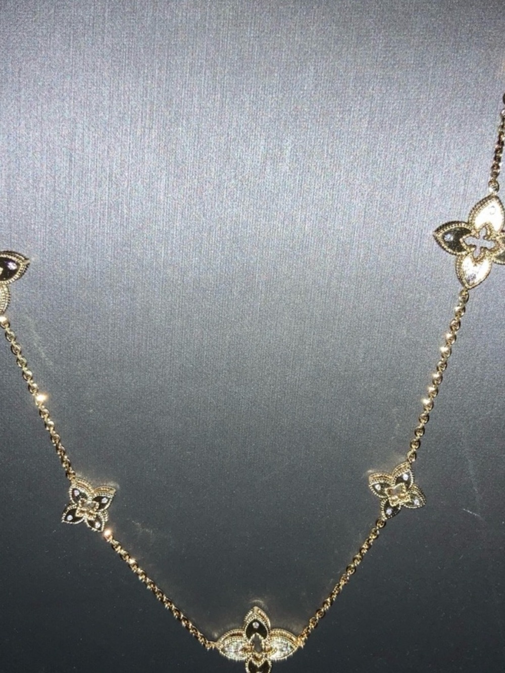 18k Venetian Station Necklace - Picture 7 of 9